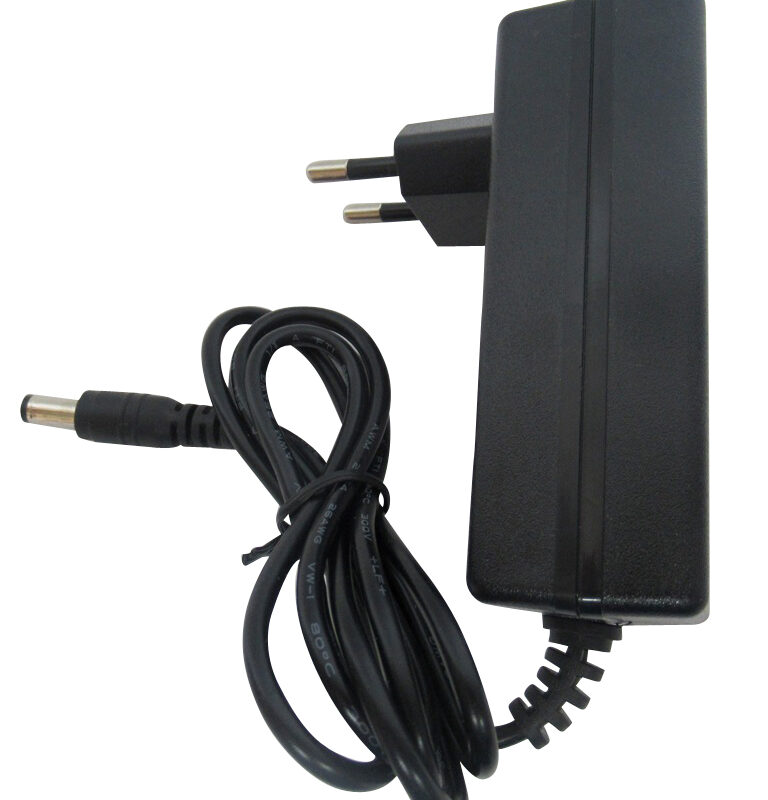 Ładowarka 12V 1000mA, Autka na akumulator, akcesoria