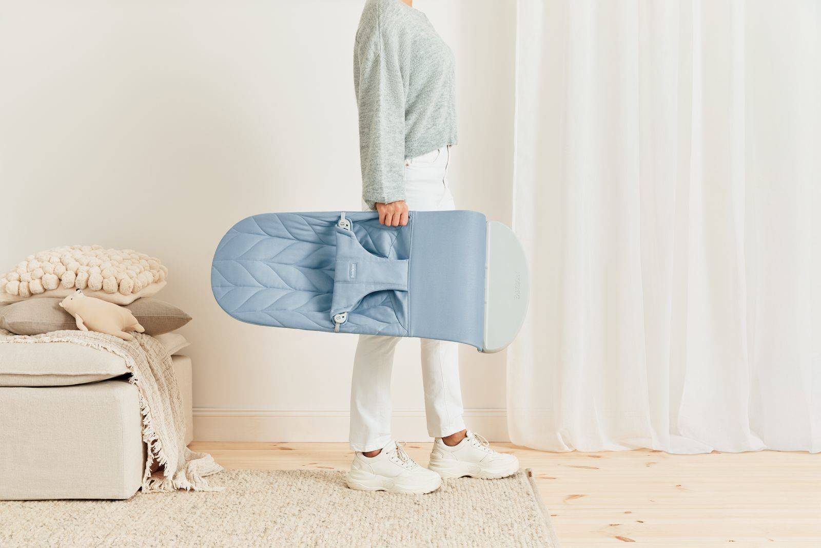 BABYBJORN - leżaczek BLISS Woven, Petal Quilt, Niebieski - obrazek 5