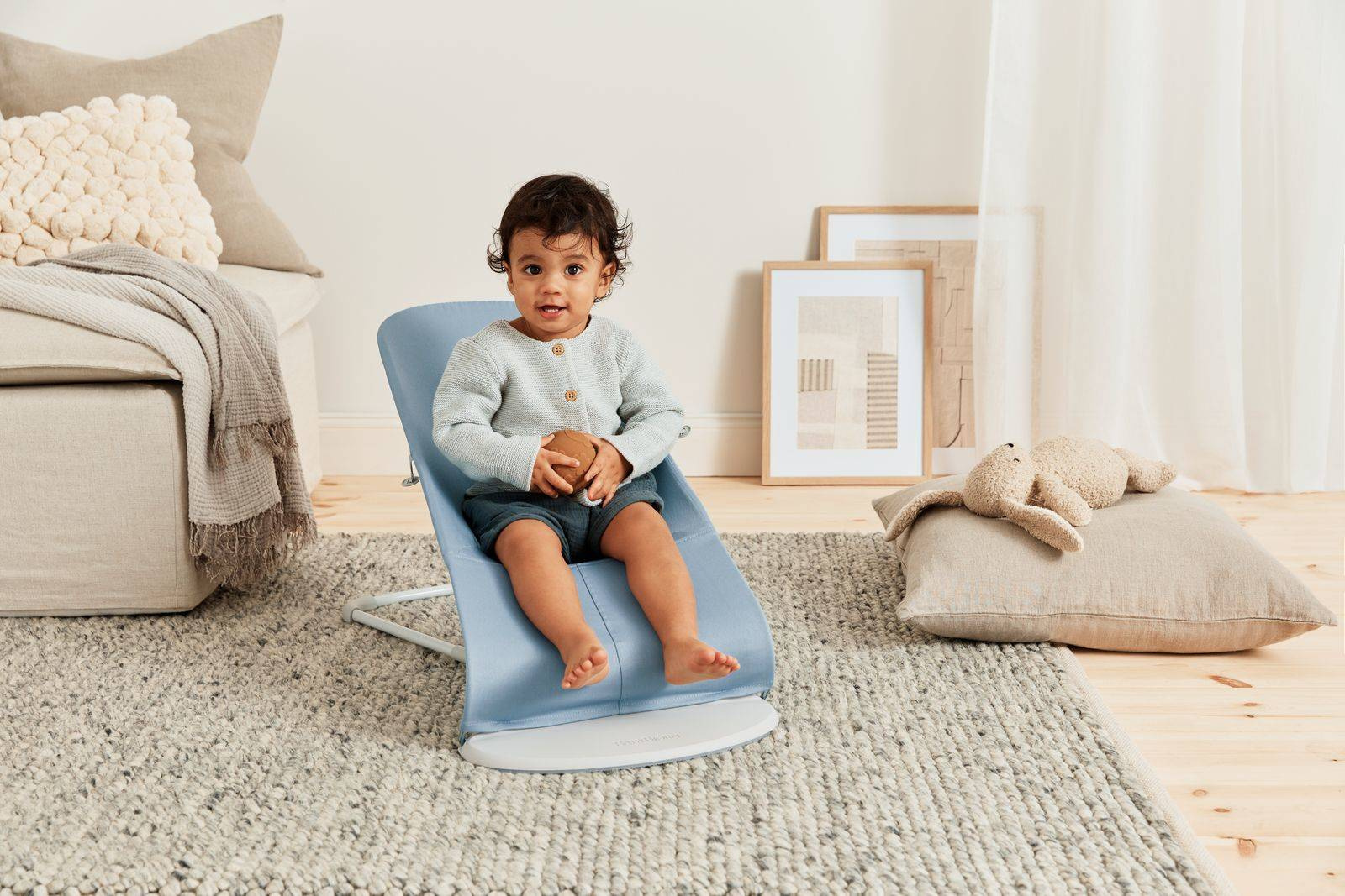 BABYBJORN - leżaczek BLISS Woven, Petal Quilt, Niebieski - obrazek 3