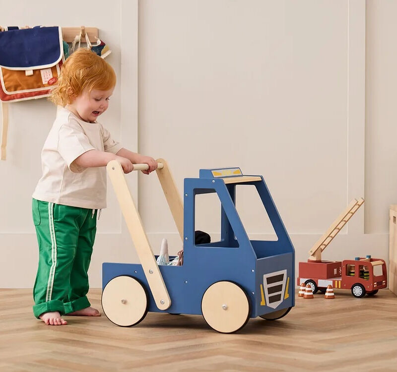 pol_pl_Kids-Concept-Chodzik-Ciezarowka-AIDEN-35187_1
