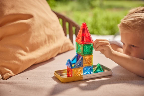 Cleverclixx - Klocki magnetyczne Mini Tiles Pack Intense 28 el. ZESTAW PODRÓŻNY DO SAMOCHODU - obrazek 3