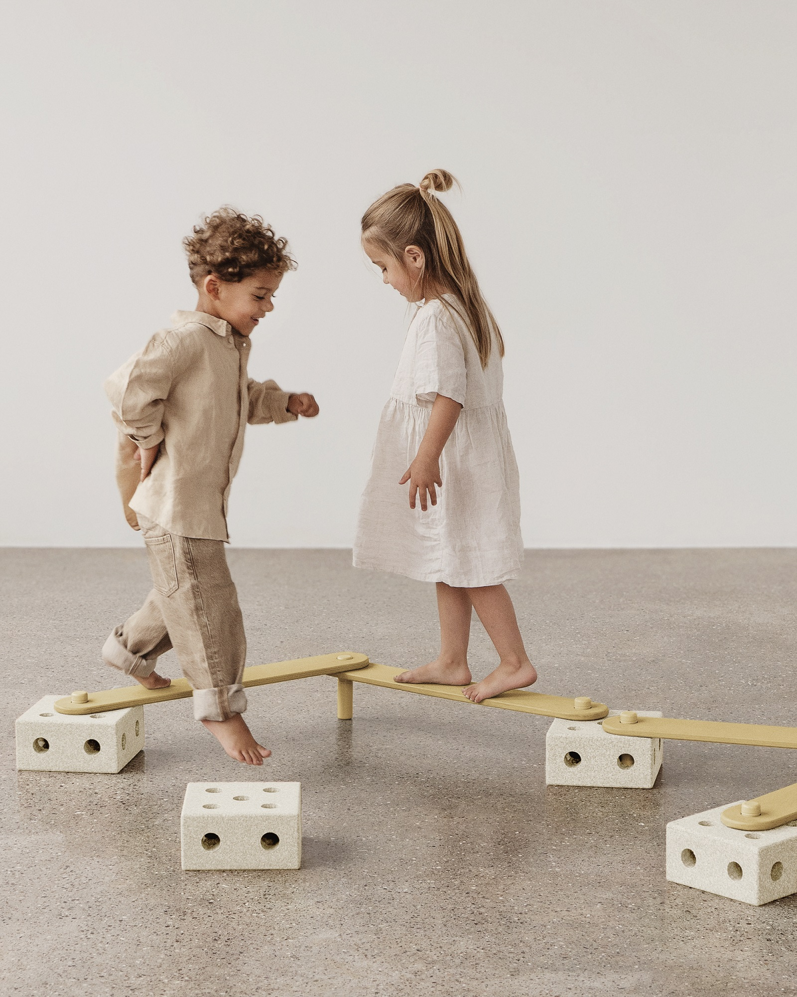 MODU - Balance Track - Sand Grey / Honey Yellow - obrazek 2