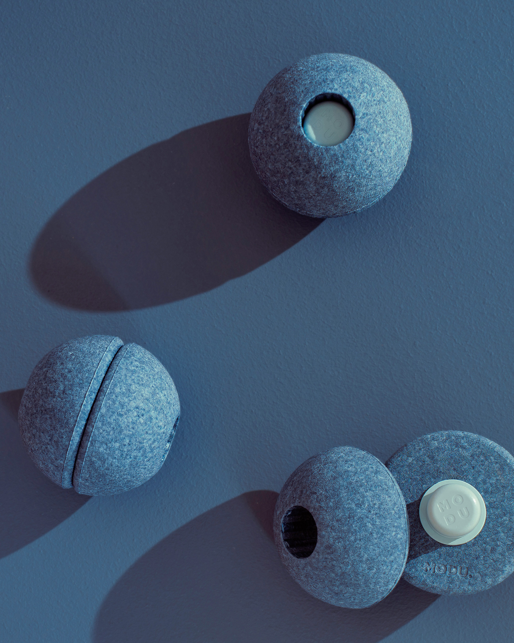 MODU - Foam Balls zestaw 3 piłek piankowych, deep blue / sky blue - obrazek 4